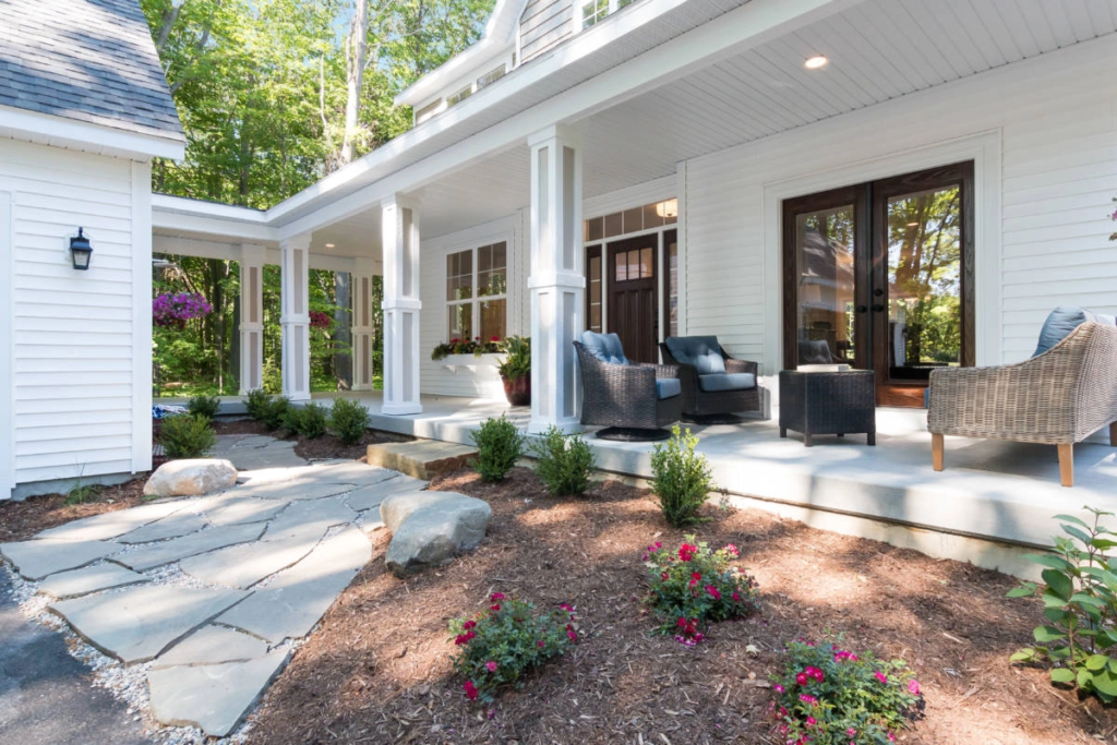 Fresh Ideas to Enjoy Your Outdoor Living Space this Spring